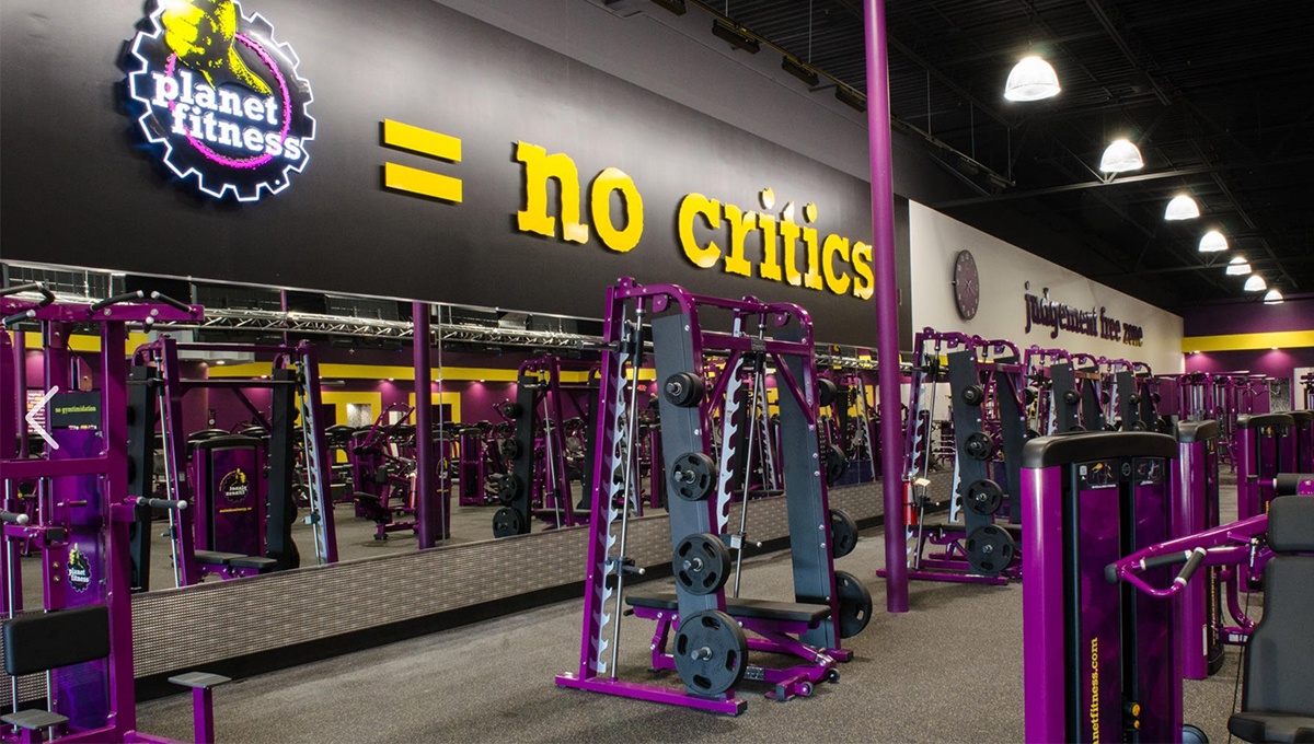 Nude man at Planet Fitness: Its a judgement free zone