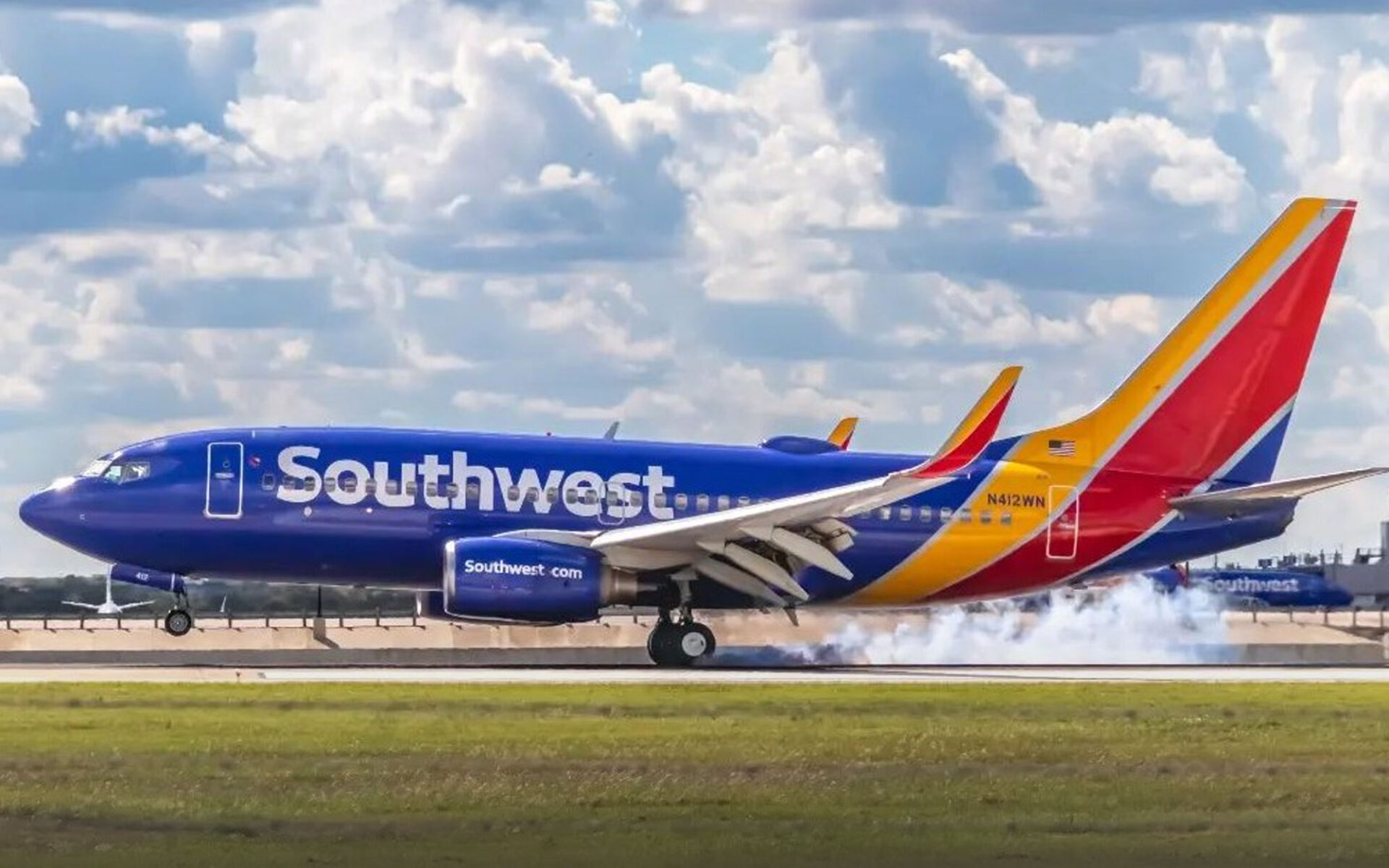 Southwest Pilot Arrested Before Takeoff in Georgia Airport Scandal [WATCH]
