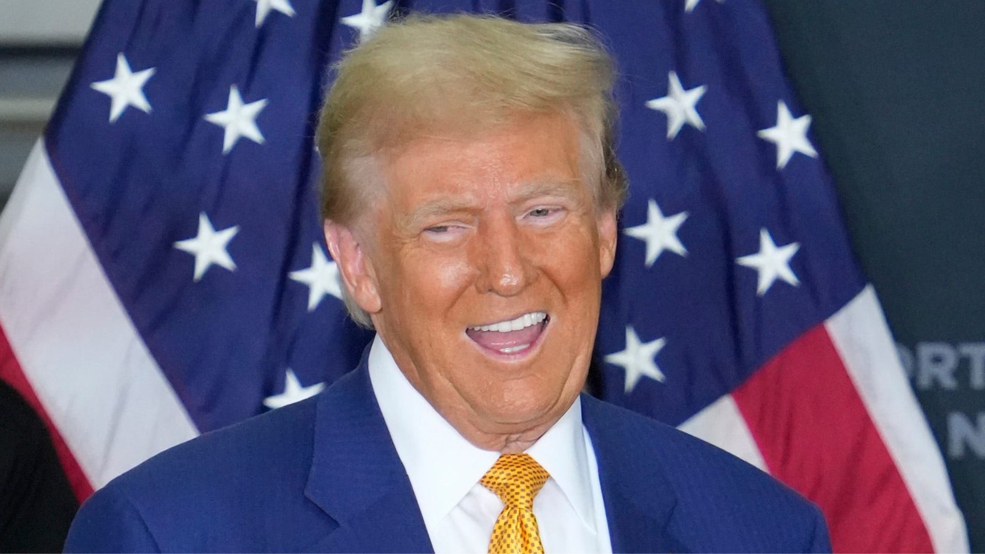 Trump Roasts Fox News Reporter, Dishes Out Career Advice [WATCH]