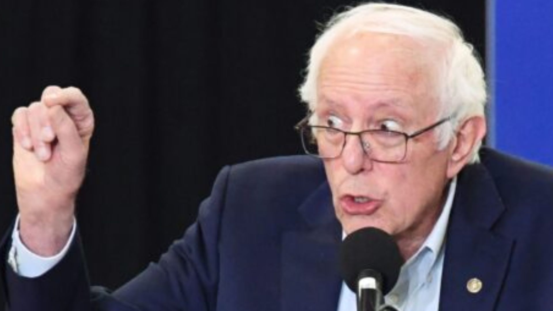 Flying Private to Preach Equality, ‘Fight Oligarchy’ [WATCH]