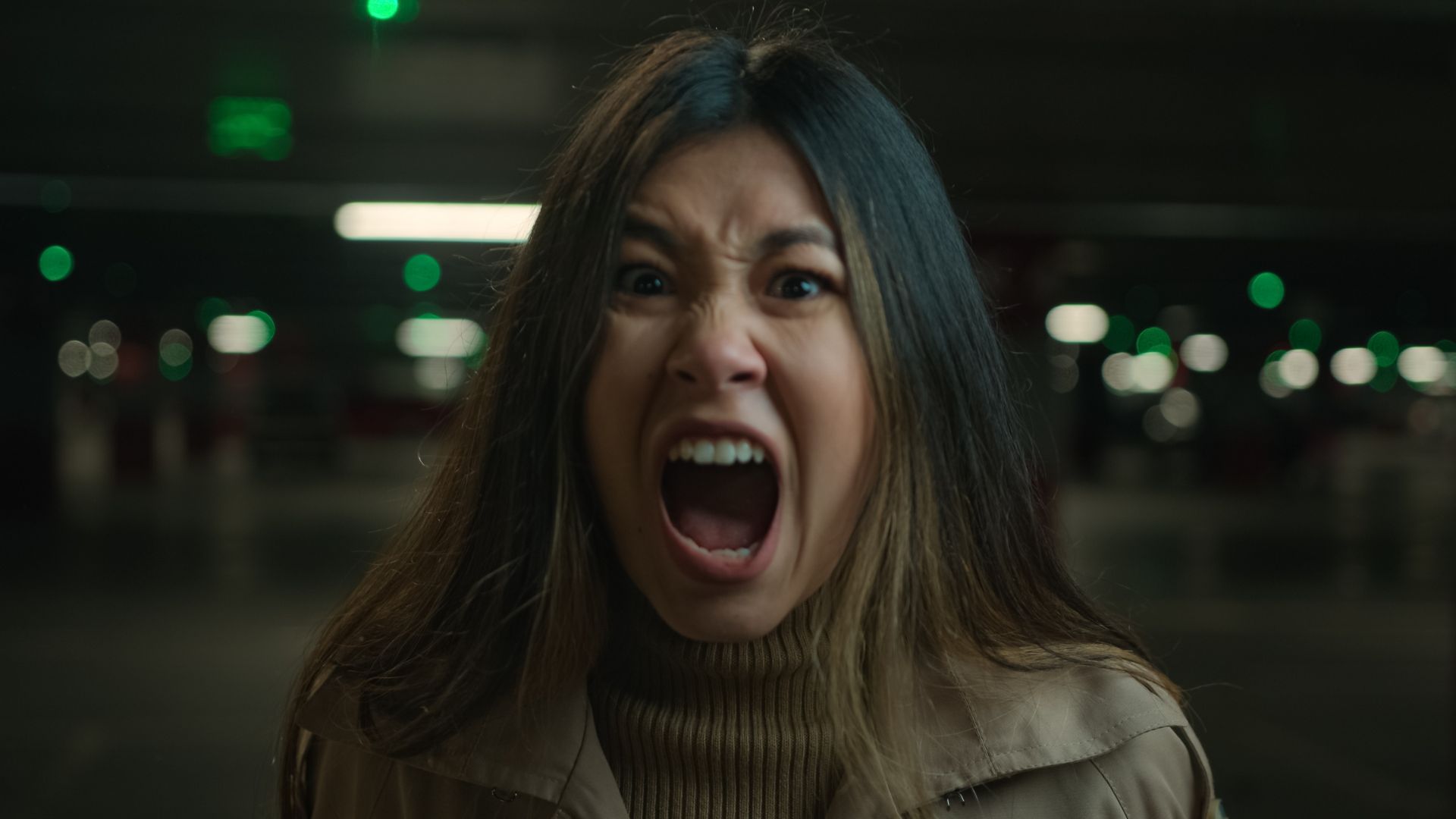Viral Video Shows ‘Angry Karen’s’ Outburst Over Daughter’s Dream Dress [WATCH]