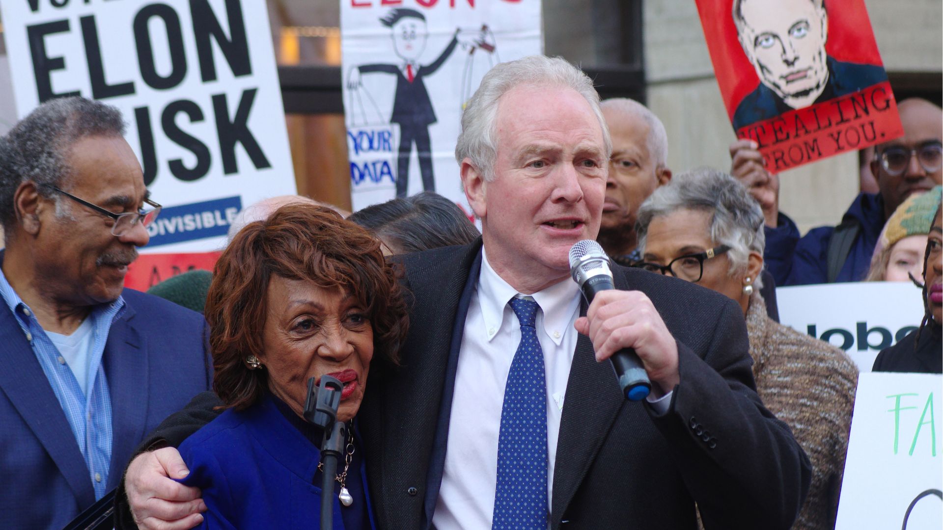 Dem Senator Fights Harder for Deported Gang Banger Than Murdered Constituent [WATCH]