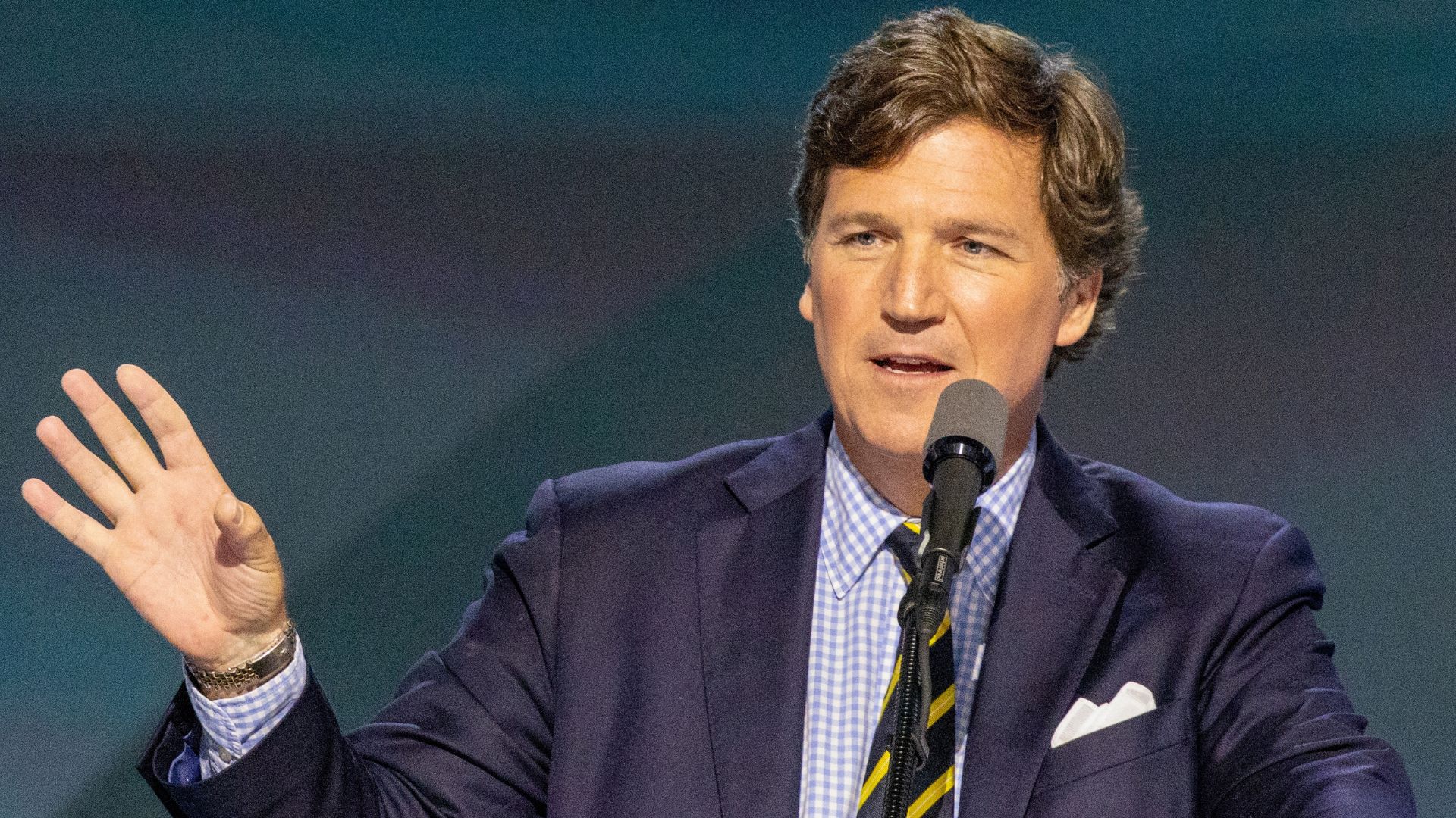 Tucker Shocked as Former CIA Contractor Asks ‘The Question’ About the Epstein Case [WATCH]