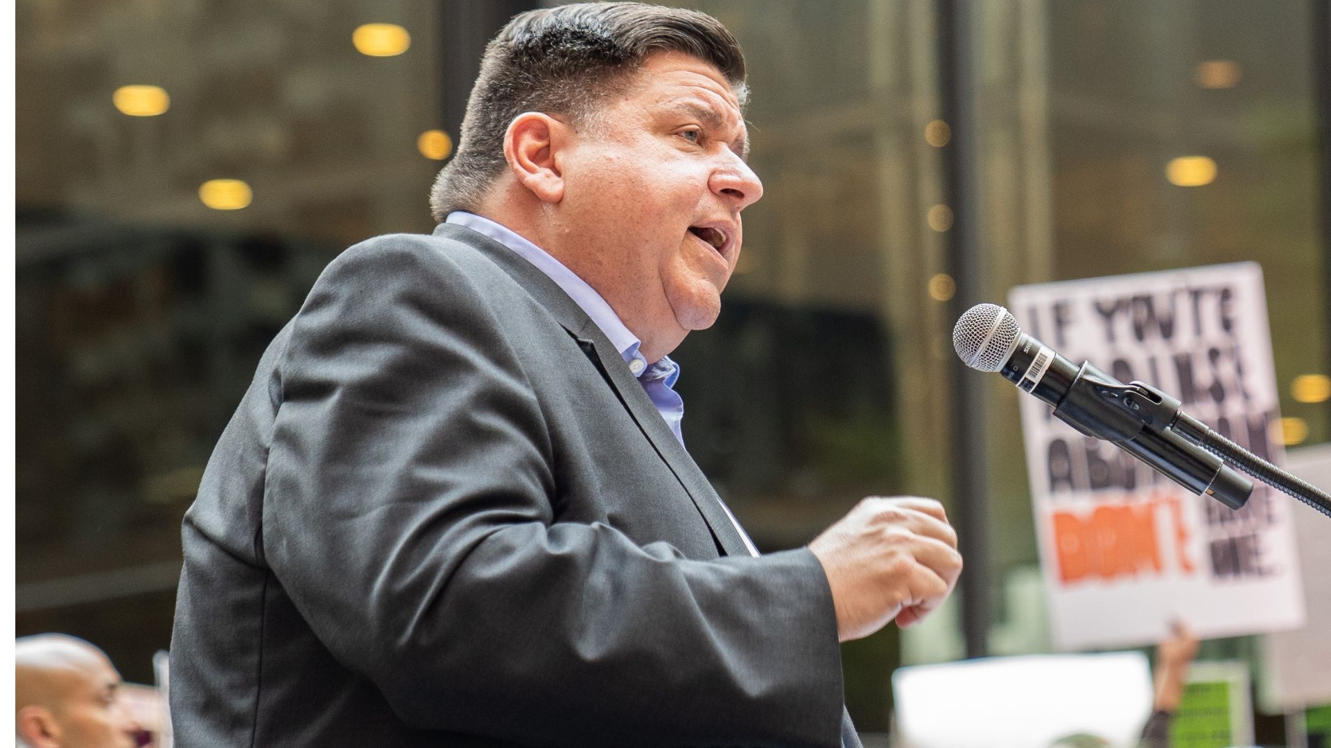 JB Pritzker Claims He Lives Rent-Free in Trump’s Head, Then Cameraman Breaks the Internet [WATCH]