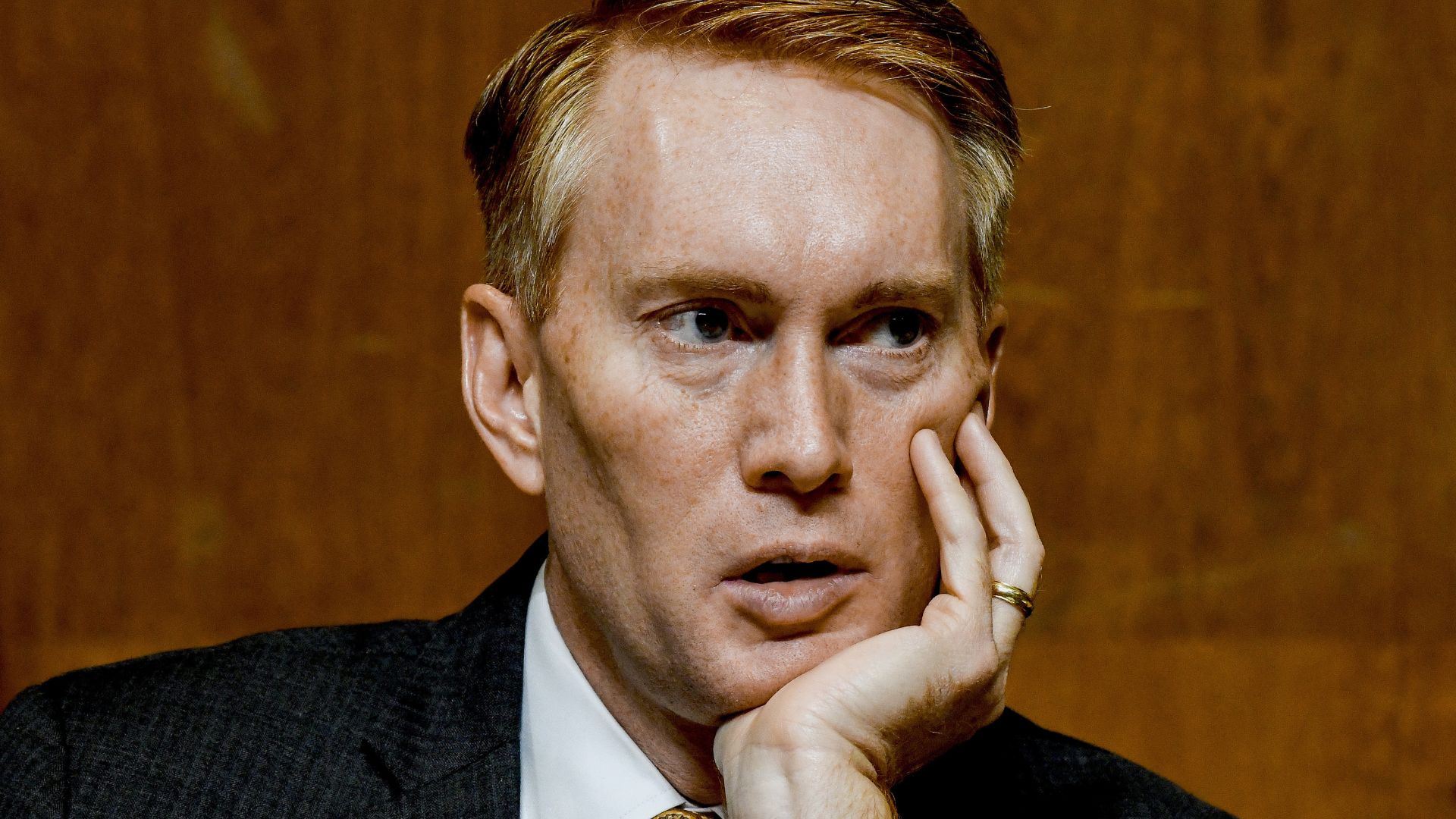‘Republican’ Senator Plays ‘Both Sides’ Argument on Extremism, Undercuts Trump Admin [WATCH]