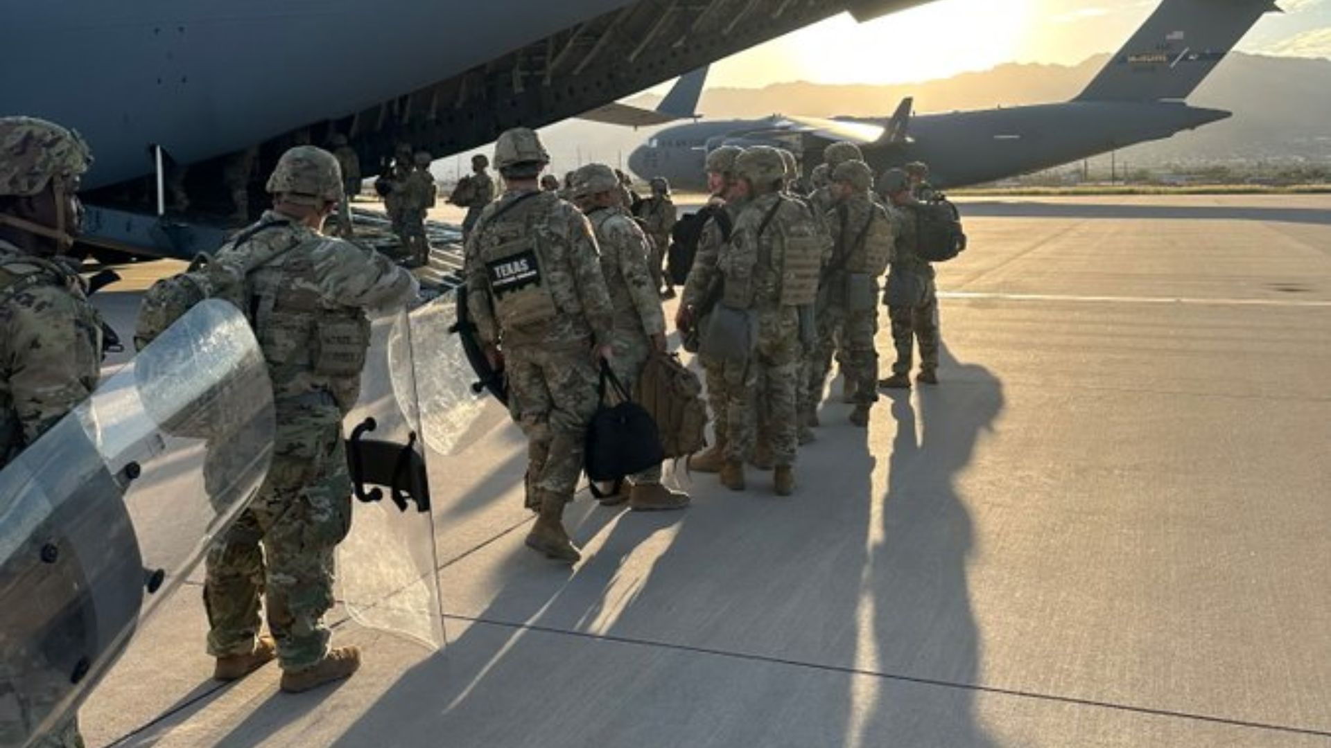 Chicago Mayor ‘Declares War’ on Federal Government, TX National Guard Arrives [WATCH]