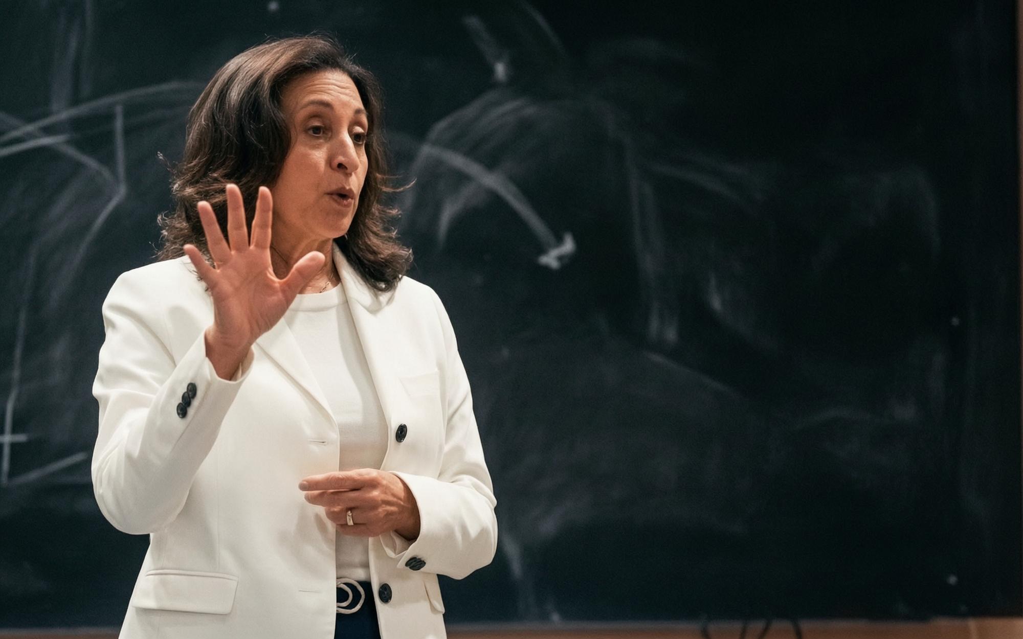 Kamala Harris Mocked for Rambling Pep Talk to the WNBA’s Los Angeles Sparks [WATCH]