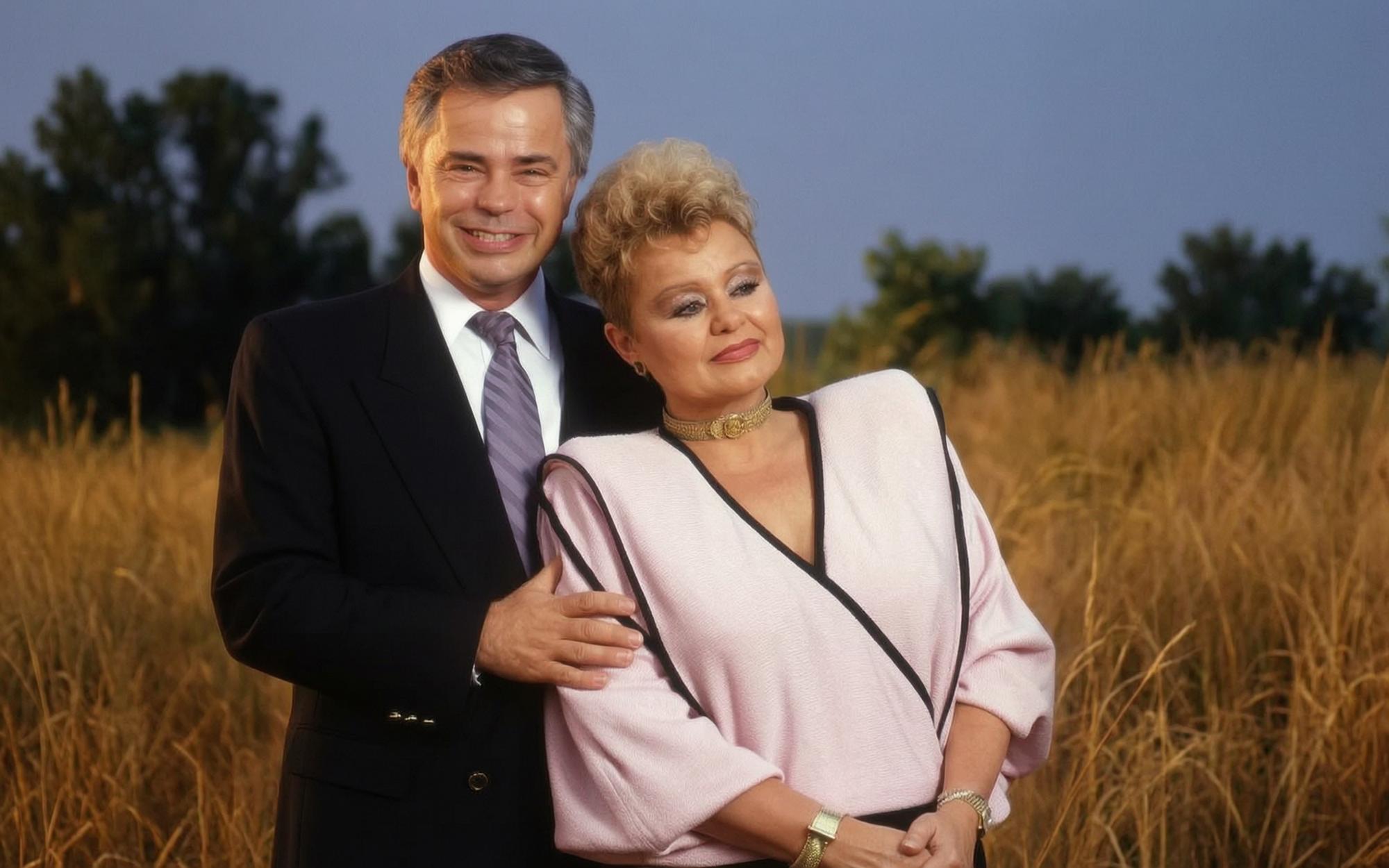 Scandal Plagued Televangelist Jim Bakker Dead at 86 After a Lifetime of Controversy